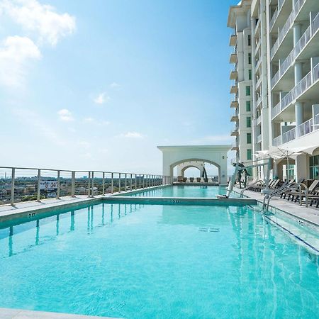 Sea It All Infinity Pool Ocean Views Steps From The Beach - A Perfect Romantic Getaway Apartment Galveston Ngoại thất bức ảnh