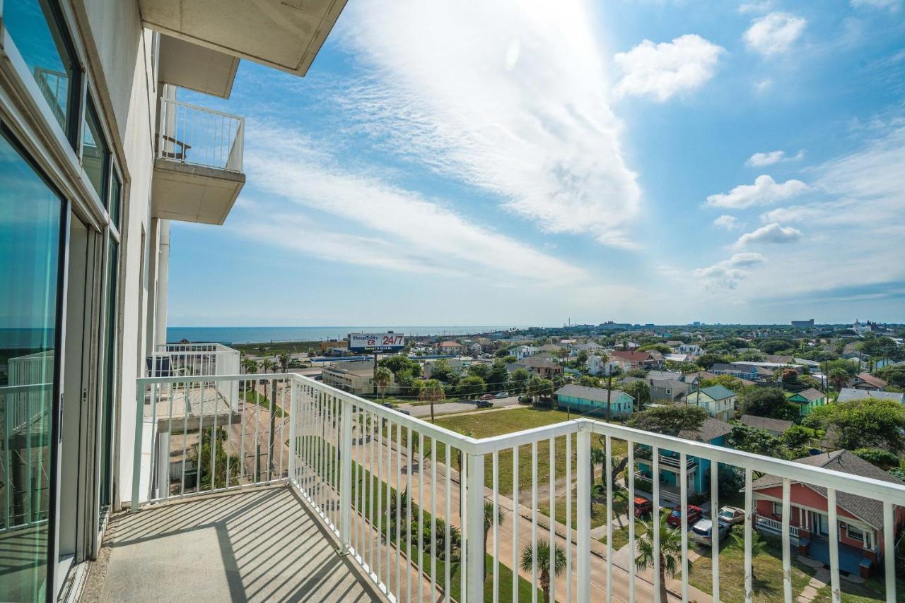 Sea It All Infinity Pool Ocean Views Steps From The Beach - A Perfect Romantic Getaway Apartment Galveston Ngoại thất bức ảnh